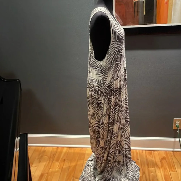 28 Palms palm fronds print stretch tank dropped gathered waist full skirt maxi - Picture 4 of 7